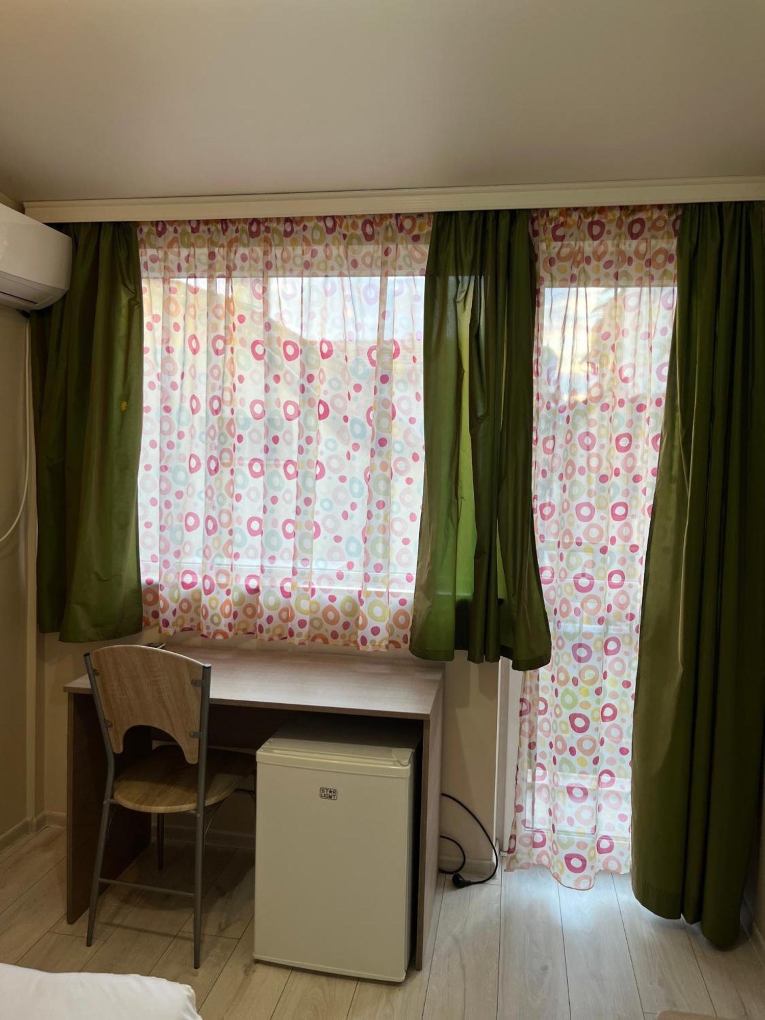Хостел Атлас - Hostel Atlas Blagoevgrad Buitenkant foto