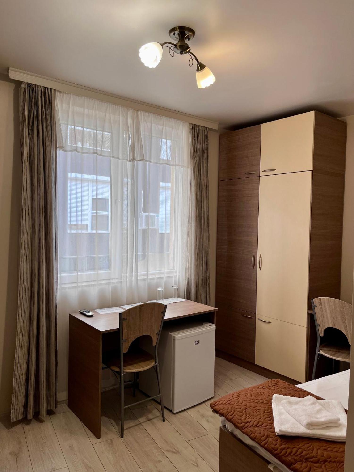 Хостел Атлас - Hostel Atlas Blagoevgrad Buitenkant foto