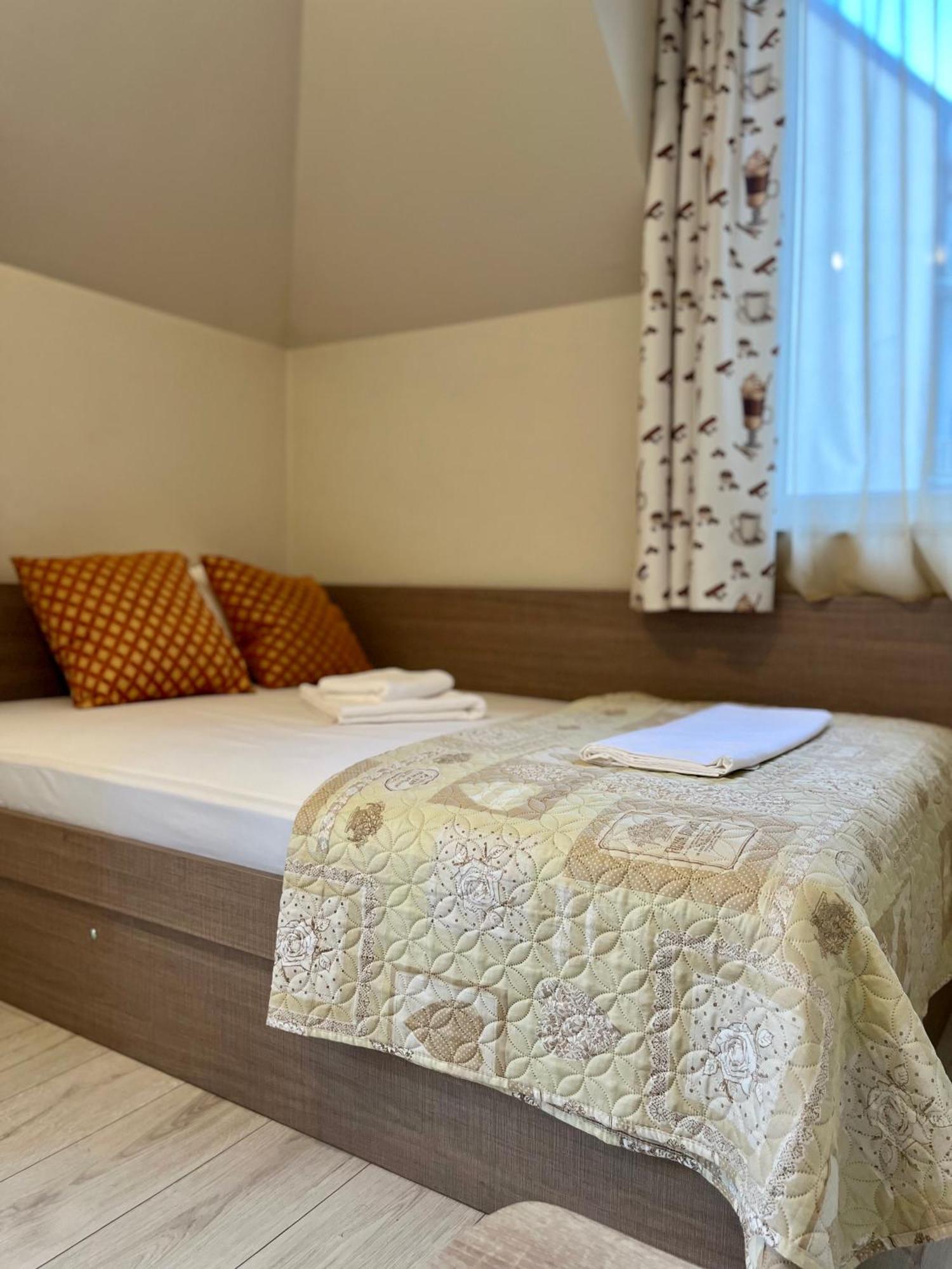Хостел Атлас - Hostel Atlas Blagoevgrad Buitenkant foto